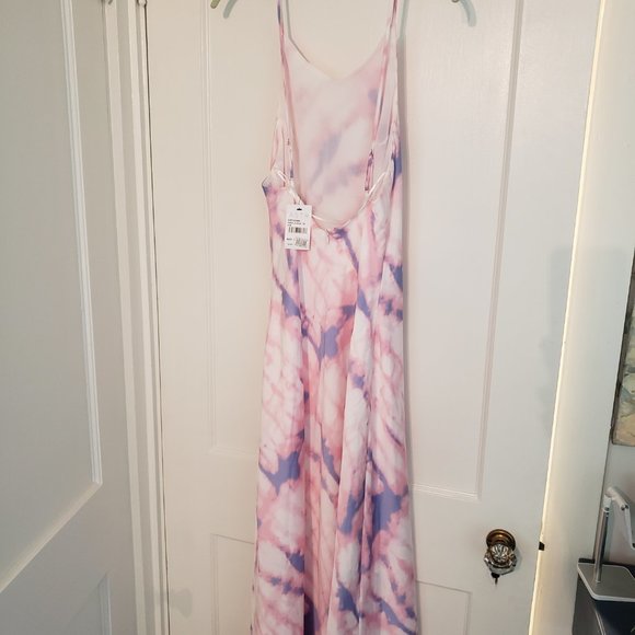 NWT Astr The Label Bias High Neck Midi Dress - Tie Dye Print - Picture 6 of 7